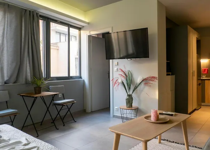 Luxury Apartment Atg Acropolis